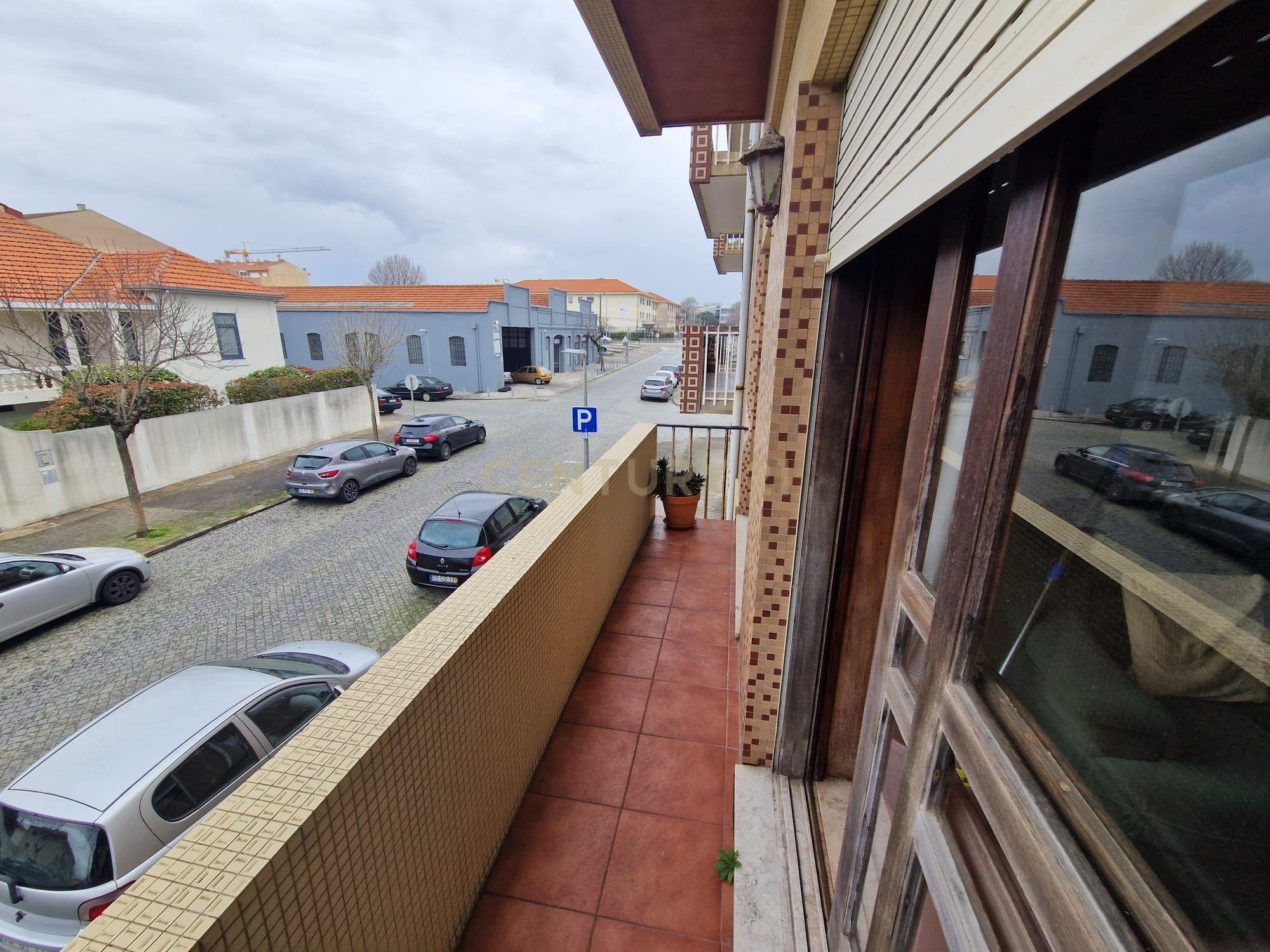 Apartamento T3 em Espinho com Vista e Proximidade à Praia - Image 18